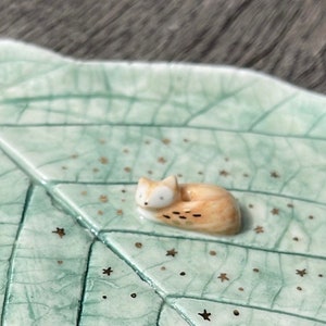 Porcelain fox censer incense holder smudging bowl crystal holder jewelry dish with real black alder leaf stamp
