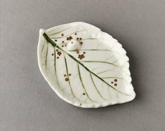 Handbuilt hydrangea leaf porcelain censer incense holder smudging bowl crystal holder jewelry dish with stardust of gold