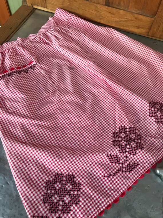 Apron, Red Check Gingham, Vintage - image 7