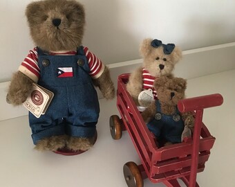 Vintage Boyd Bears with Red Wagon and tags, Huck, Mandy and Zack