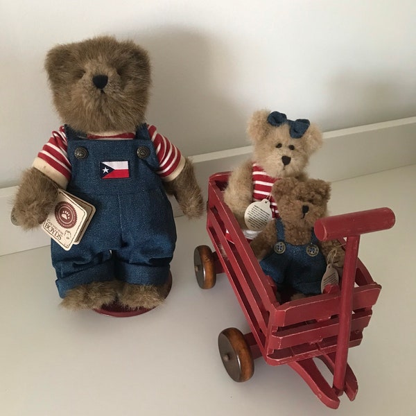 Vintage Boyd Bears with Red Wagon and tags, Huck, Mandy and Zack