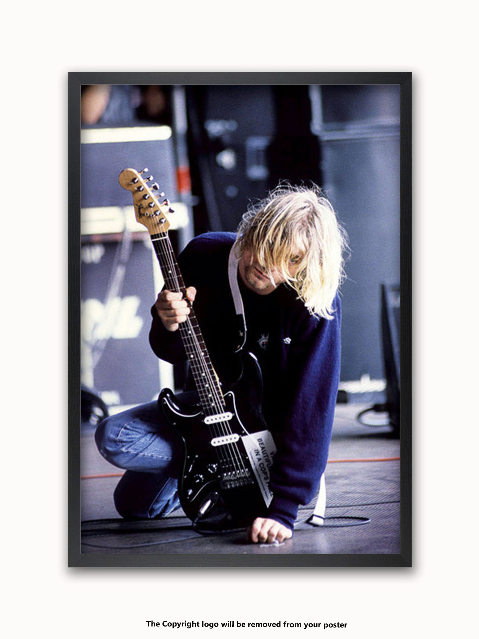 Kurt Cobain - Live on Stage - Nirvana - Officially Licensed Kurt Cobain - Live on Stage - Nirvana - Officially Licensed