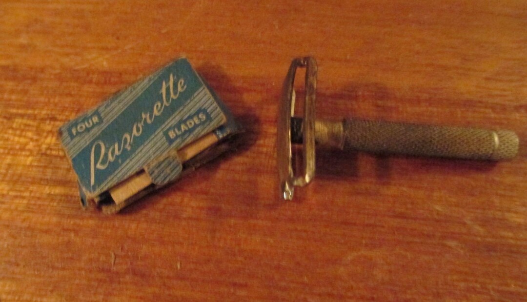 Vintage Razor and Vintage Razor Blades. Miniatures Razor. Shadow Box ...
