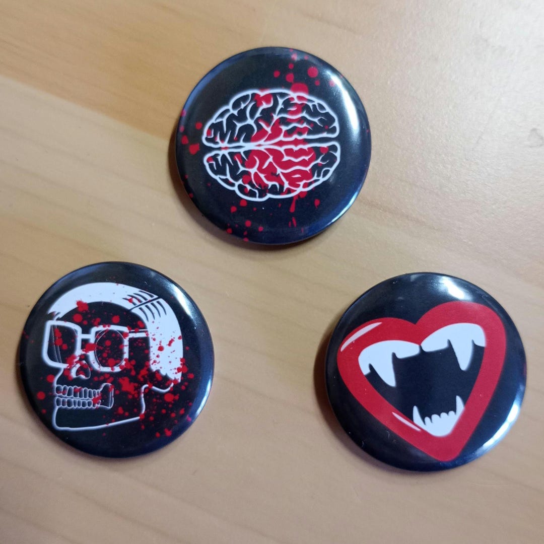Horror Halloween Badge, Spooky Scary Pin, Gift for Horror Fan, Serial ...