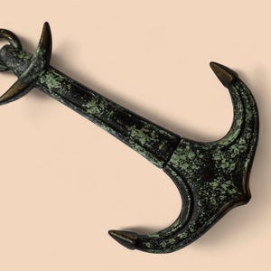 Vintage French bronze corkscrew in the shape of a boat anchor — an ideal gift for wine lovers, nautical enthusiasts, and collectors