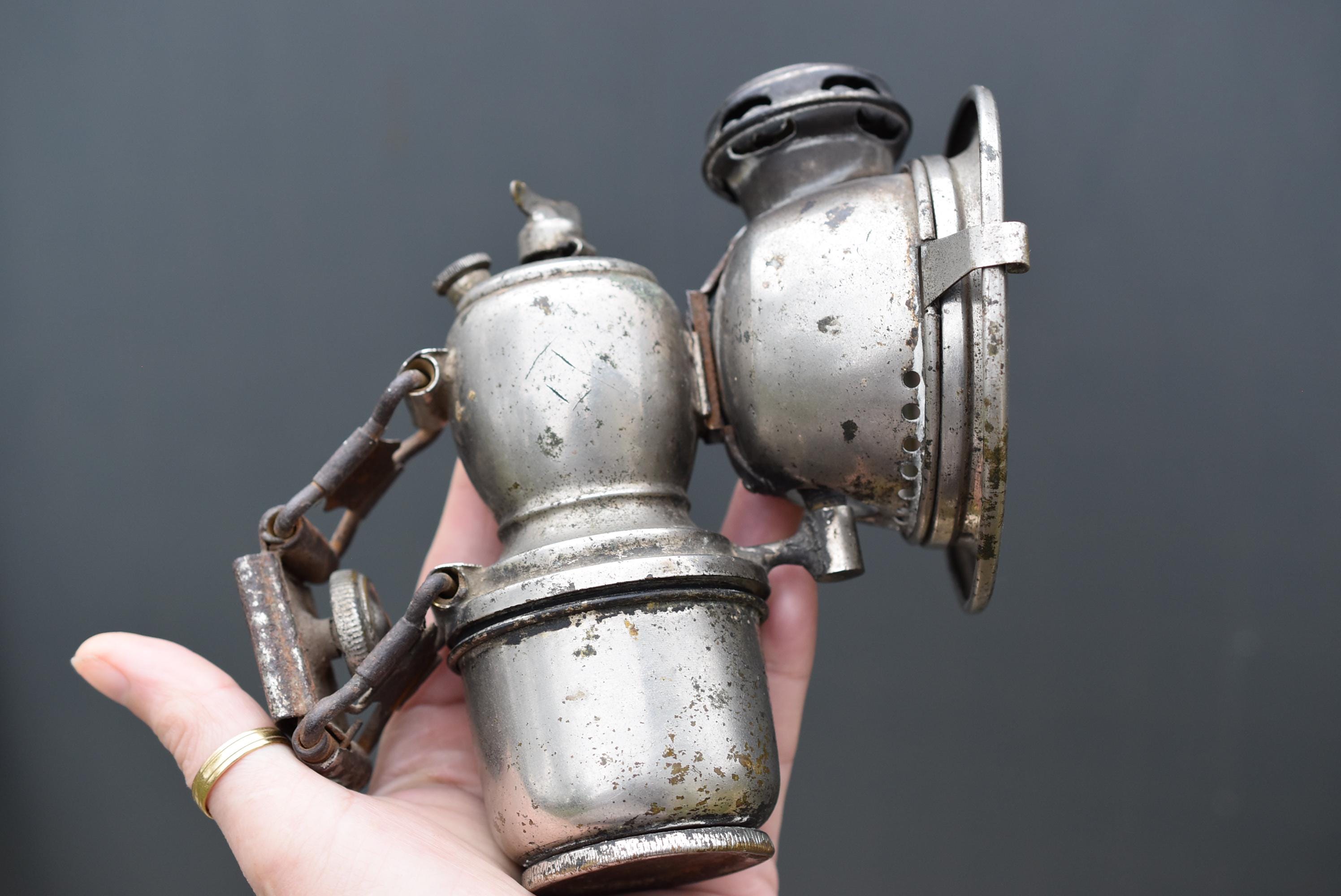 Lampe ancienne de vélo - Antiquités