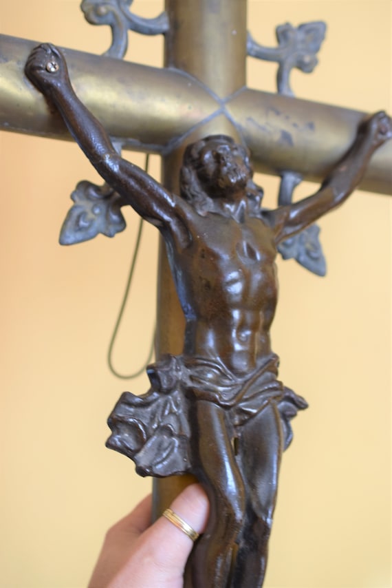 大型アンティーク行列用十字架：教会の十字架像、宗教的遺物 - Etsy 日本