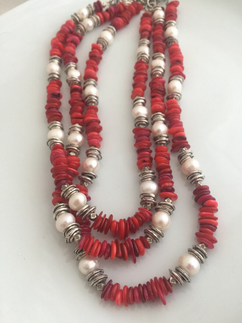3 Strands Red Mother of Pearl Necklace With Freshwater Pearls Etsy Canada