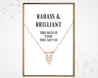 Collar atrevido y brillante, joyería favorita de las jefas, regalos para mejores amigas, colgante triangular de plata, regalos para compañeras de trabajo.