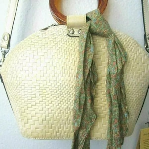 Patricia Nash Meldola - Bolso bandolera de piel de ratán con bufanda - Bolso con cúpula floral, asas de carey y correa cruzada