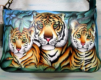 Anushka tiger family hand painted leather messenger crossbody purse - Nwt