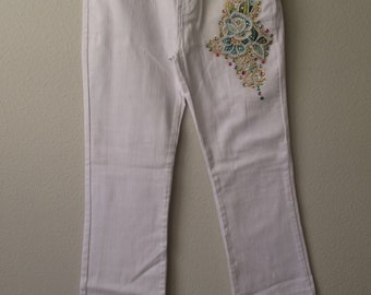 HAND-EMBELLISHED JEANS , Diane Gilman Hand embellished White boot-cut jeans size 8 Tall - Nwt