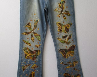 JEANS ADORNADOS A MANO (Nuevo), Abecrombie & Fitch Blue Butterfly embelleed jeans talla 6R - Nuevo