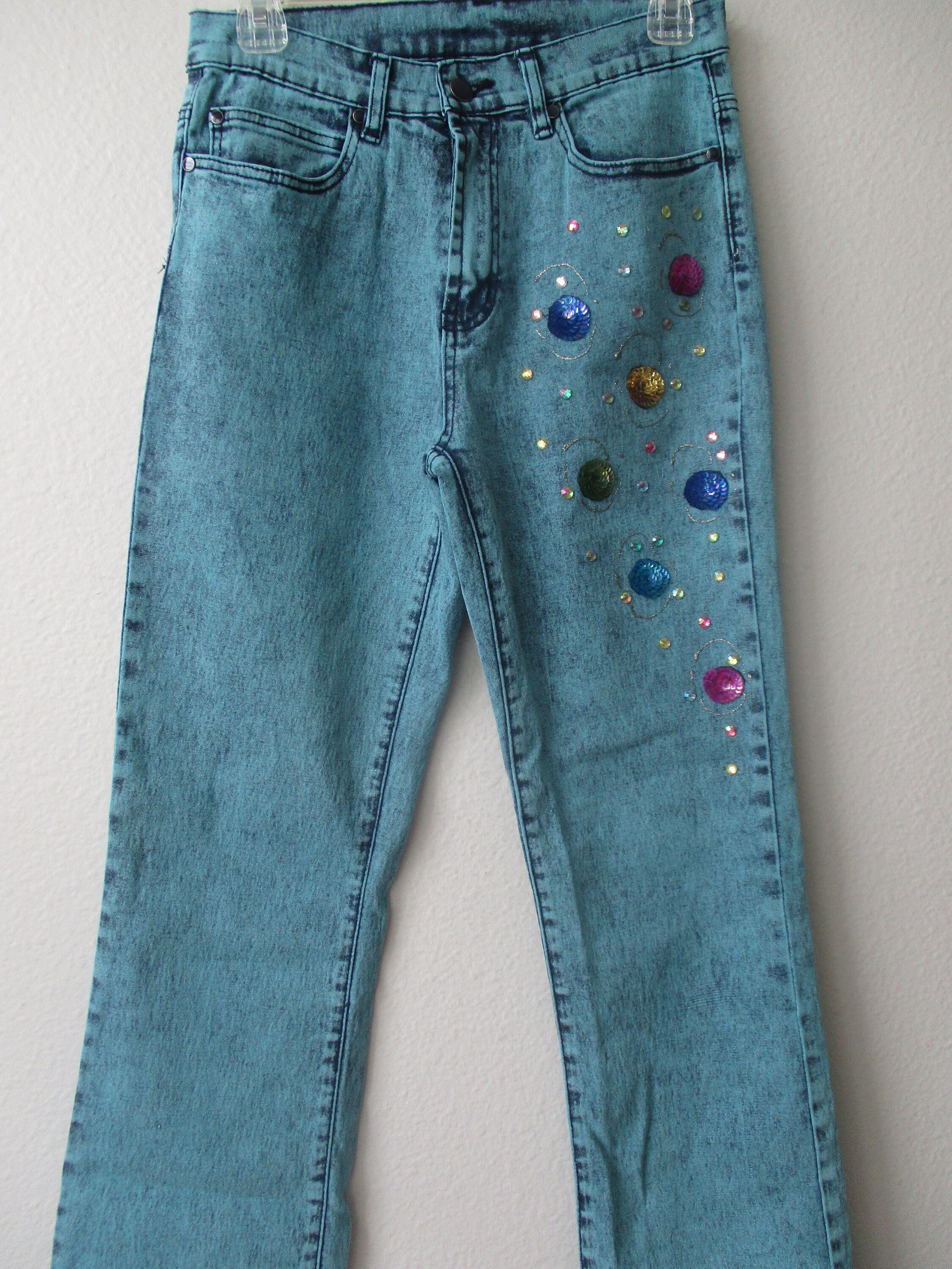 HAND-EMBELLISHED JEANS Diane Gilman 