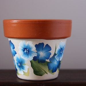 3.5&quot; Hand painted Clay Flower Pot, garden pot, yard & garden decor blue geranium