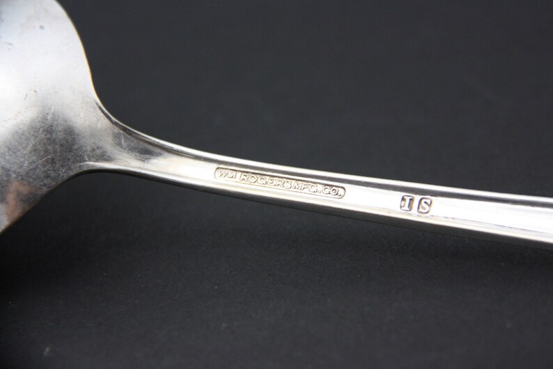 Vintage Wm Rogers Silverplate Serving Spoon Silverware