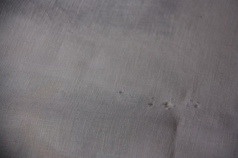 Vintage Crewel Embroidery Linen Tablecloth