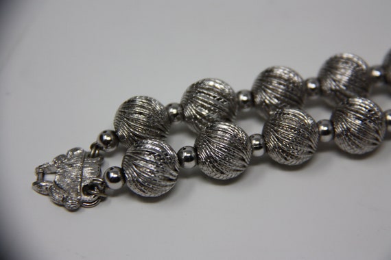 Costume jewelry silver bead Monet bracelet - image 5