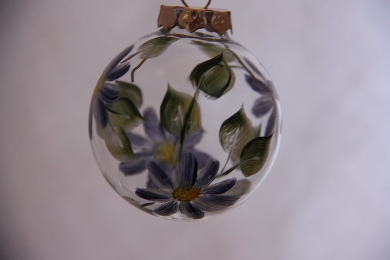 daisy floral ornament Hand painted Round Glass Christmas Ornament 50 mm 70mm ornament