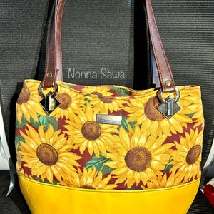Sunflower Fall Shoulder Bag