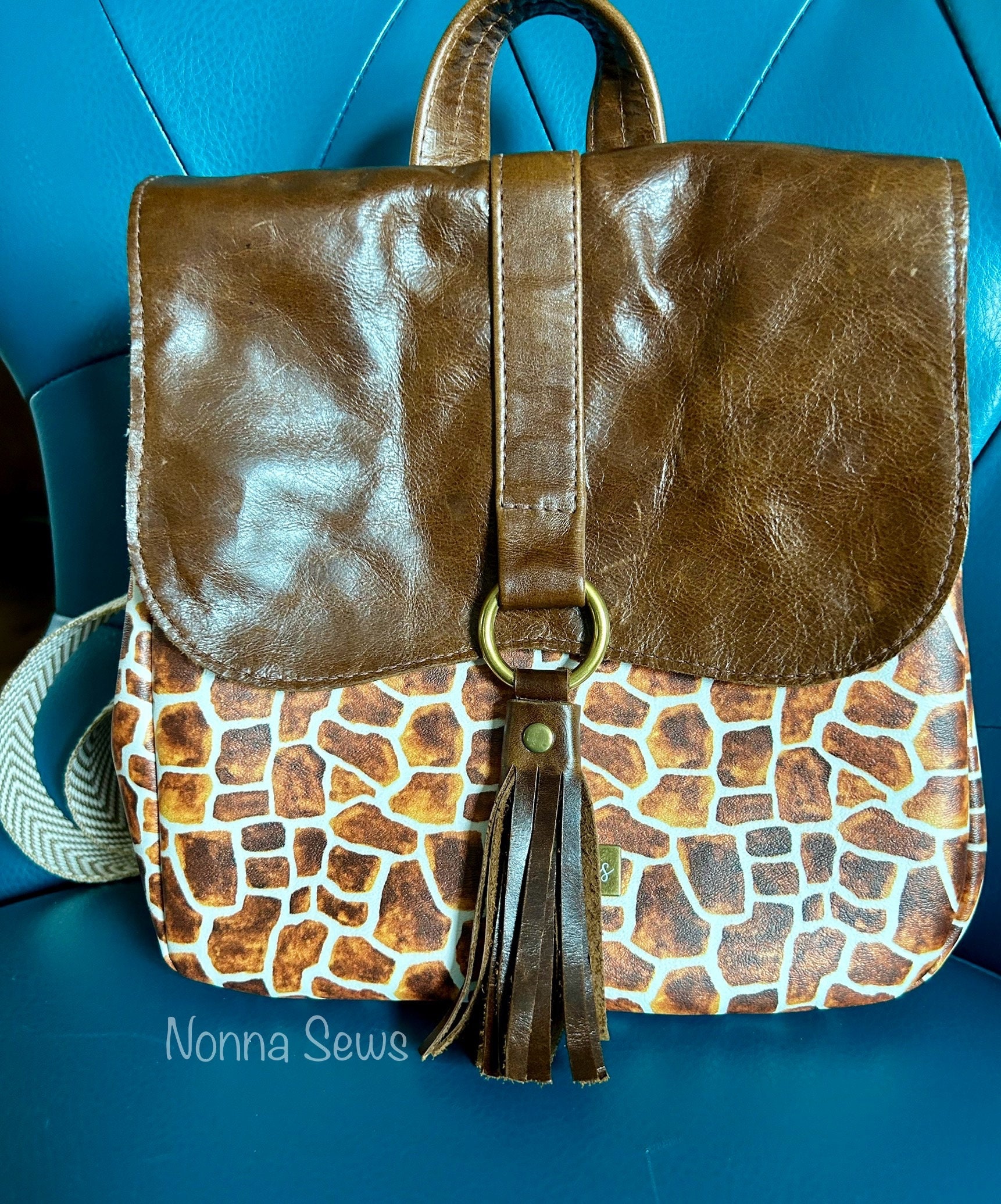 Unique Vintage Giraffe faux fur print structured fashion bookbag purse. Kate Spade Faux Fur Giraffe Print Shoulder Bag Black main image 2