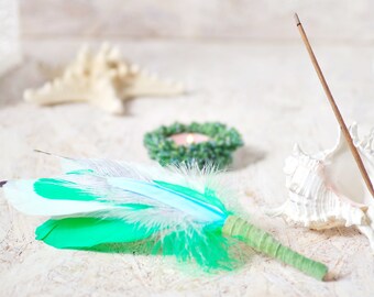 Magpie, Goose, Ostrich feathers smudge fan_witchcraft_shaman_wiccan_pagan_altar tools