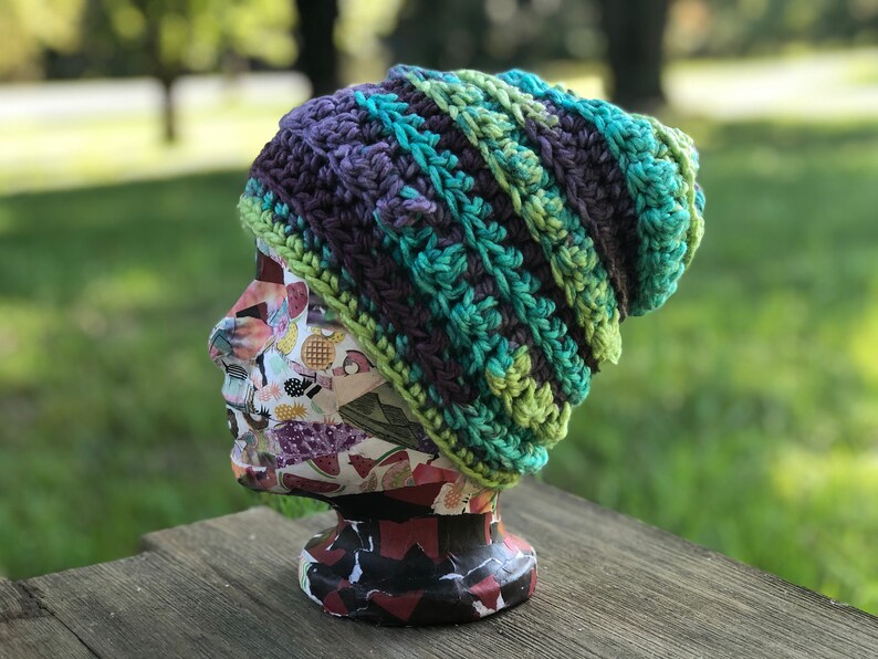 disc dangle necklace