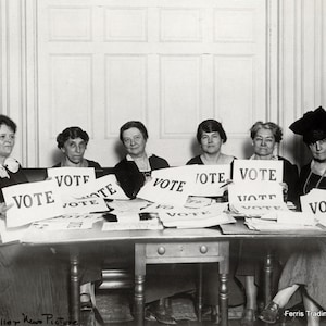 Women Vote - 1920 - Voting Rights- Suffrage - Photo - Civil Rights - Equal Rights - Feminism - Vote, History, Historic - Wall Art - Politics