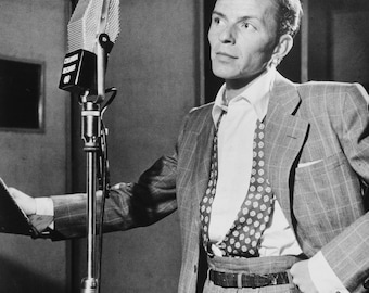 Frank Sinatra Photo Print: Vintage Jazz Club Wall Art