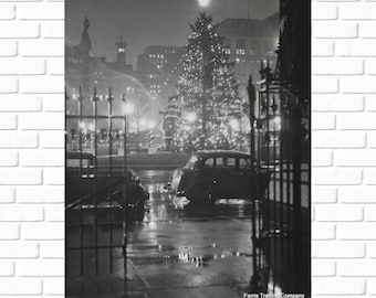 Christmas - Photo - Christmas Tree - Cleveland - Ohio - 1940s - Print - Photograph - Holiday - Santa Claus - Higbees - CLE Vintage