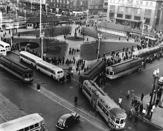 Cleveland Public Square 1940s Vintage Photo Print - Etsy