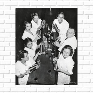 Repeal of Prohibition - Bartenders - Photo - 1933 - Photograph - Picture - Print Vintage