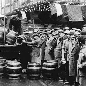 Repeal of Prohibition - 1933 - Photo - Prohibition - History - 18th Amendment - Speakeasy - Liquor - Bar, Tavern - Whiskey - Cocktails - Art