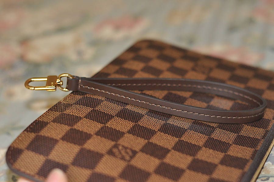 lv wristlet strap for wallet