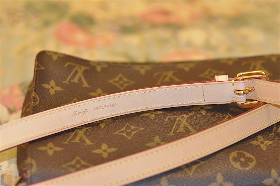 Petite Strap Extender Accessory for Louis Vuitton (LV) Bags & More – Mautto