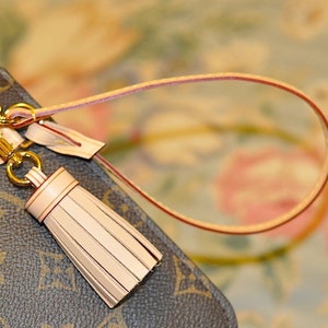 Mini borla de couro Mcraft® vachetta para enfeitar sua bolsa, compatível com Neverfull Pochette Eva Clutch, acessórios de pochette, carteira, etc.