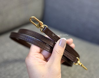 Mcraft® dark brown Leather Wristlet strap, compatible with damier ebene  pochette wallet agenda, Can use as key chain.