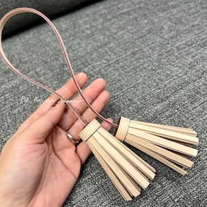 Mcraft Vachetta Leather Tassel Purse Charm:  for Monogram Speedy, neverfull mm gm, graceful etc.