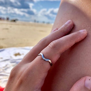 Stainless Steel Thin Shiny Wavy Wave Band Stacking Ring