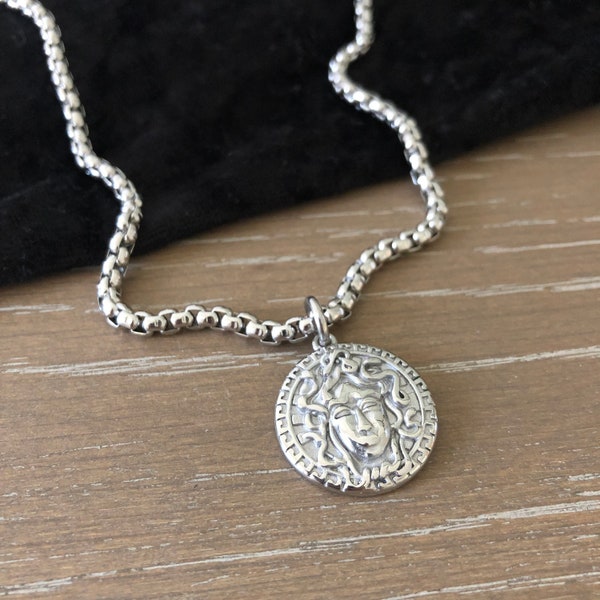 Unisex Stainless Steel Medusa Medallion Pendant on Box Chain or Oval Link Necklace