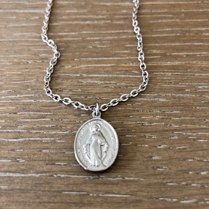 Dainty Stainless Steel Virgin Mother Mary Petite Oval Charm Pendant Choker Necklace