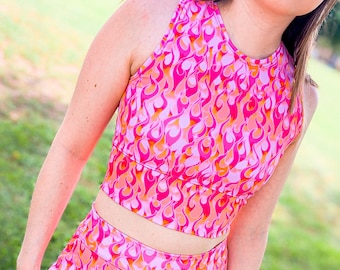 Y2K Funky Flame Crew Neck Crop Top, Pink Sports Bra, Y2K Tank Top, Y2K Girl Style, Y2K Athletic Wear, Pink Festival Set, Pink Rave Outfit