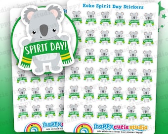 Może przedstawiać: Dwa arkusze naklejek z koalą trzymającą transparent z napisem "Spirit Day!". Koala jest szara z białą twarzą i zielono-żółtym szalikiem. Naklejki mają sprawić, że Twój planer będzie szczęśliwy.