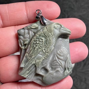 Raven Crow Bird Carved Jasper Stone Pendant Jewelry