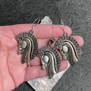 Ancient Styled Horse Head Earrings and Pendant Jewelry Set