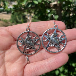Crow Raven and Crescent Moons Pentagram Wiccan Witchy Halloween Earrings