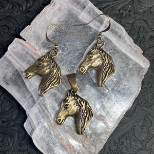 Profiled Horse Head Bronze Toned Earrings Pendant Necklace Jewelry Set / Earrings / Necklace