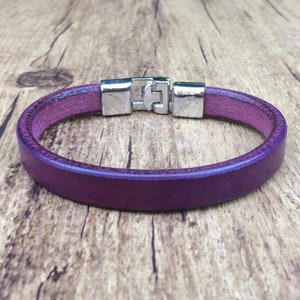 Leather bracelet, bracelet leather, bracelet in purple, bangle