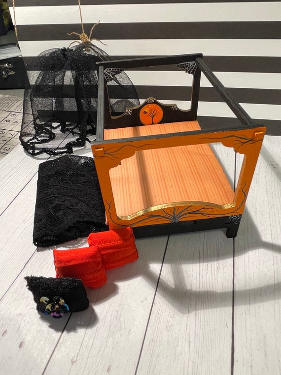 Miniature Dollhouse Halloween Canopy Bed 112 Scale Haunted Etsy