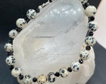 Dalmatisk jaspis Swarovski kristallarmband, jaspisarmband, presenter till henne, jaspis, dalmatisk jaspis, ädelstensarmband, helande armband,